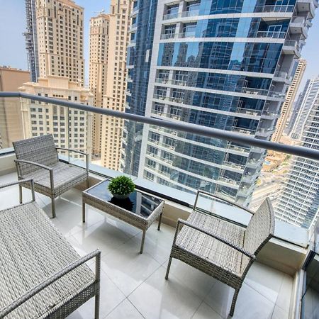 Overlooking Marina Canal 1Br Close To Mall, Promenade & Beach, Bay Central 1, Dubai Marina By Deluxe Holiday Homes المظهر الخارجي الصورة