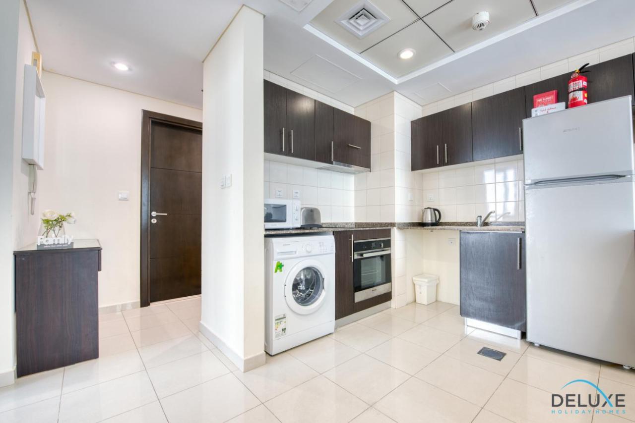 Overlooking Marina Canal 1Br Close To Mall, Promenade & Beach, Bay Central 1, Dubai Marina By Deluxe Holiday Homes المظهر الخارجي الصورة