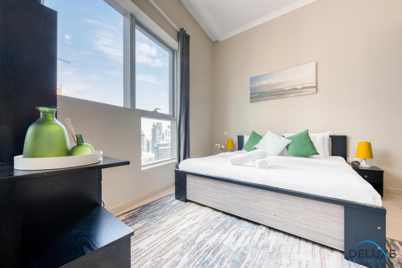 Overlooking Marina Canal 1Br Close To Mall, Promenade & Beach, Bay Central 1, Dubai Marina By Deluxe Holiday Homes المظهر الخارجي الصورة